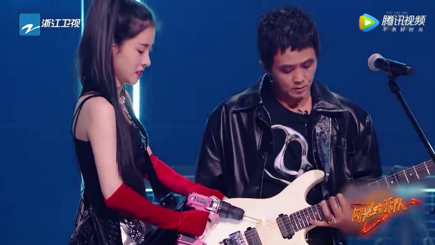 张楚|《闪光的乐队》收官，3人如愿以偿，1人赚足了体面，2人太意难平？？