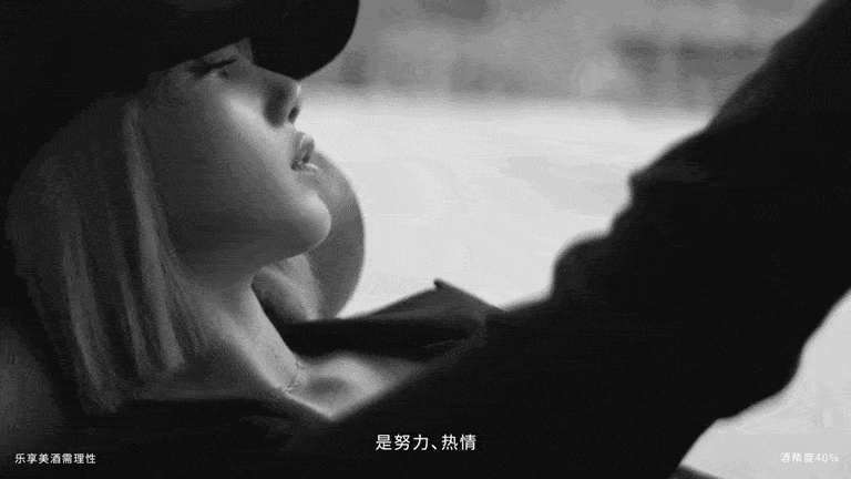 成绩单“人间芭比”Lisa！全球100张最美面孔第1名的她，到底有多火？