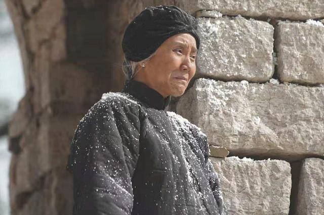 时节|《相逢时节》中有四位妈妈专业户，不仅演技好，年轻时还都是美女