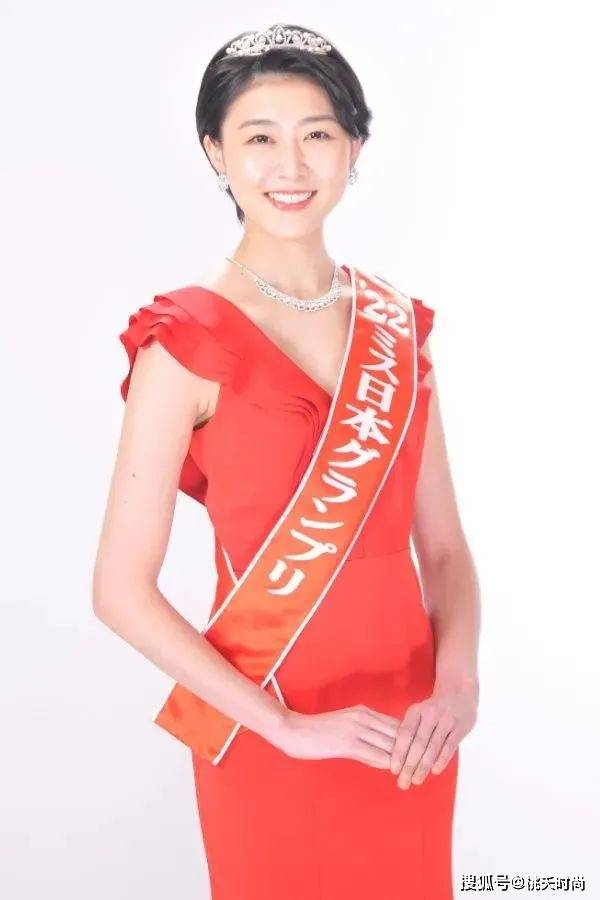 原创身高171cm体重39kg的日本小姐选美冠军长在你的审美点上吗