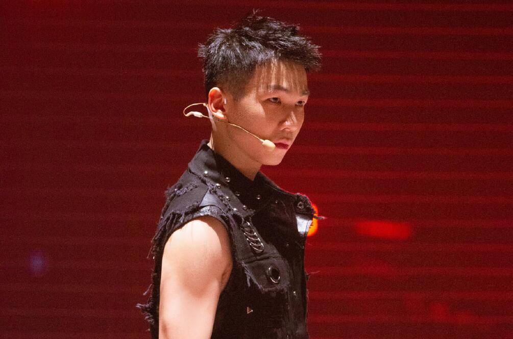 节目组|《披荆斩棘的哥哥》注定高开低走,剧本明显,节目组控票令人尴尬