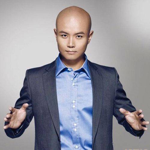 乐嘉|46岁的乐嘉,混成这样该怪谁呢?成于富豪妻子败于自己!