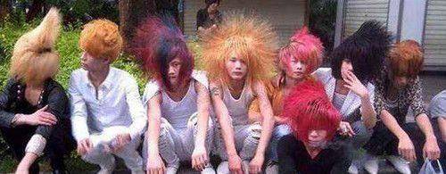 八卦爆料范丞丞渐变蓝，鞠婧祎浅粉，顶流爱的高调发色，素人真别轻易尝试