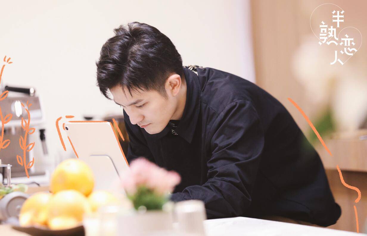 节目组|不要吵了！其实罗拉俞悦王能能的三角恋并不复杂，节目组早已暗示？？