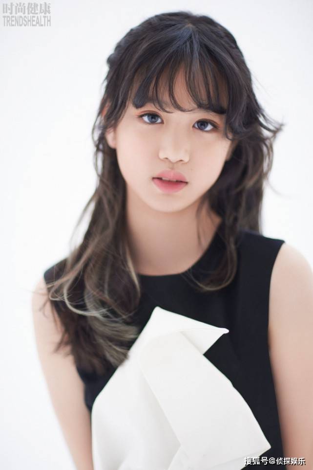 原创钟丽缇与俩女儿写真曝光jaden颜值逆袭星范儿足考拉最像妈妈