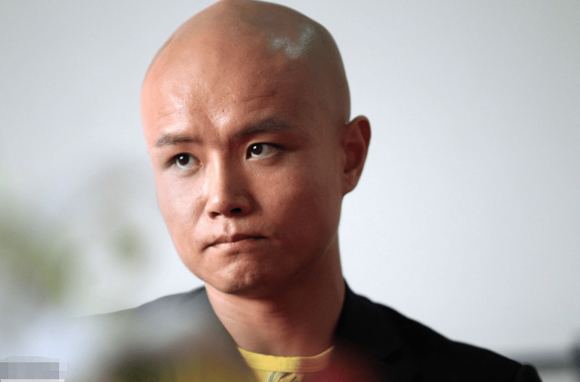 乐嘉|46岁的乐嘉，混成这样该怪谁呢？成于富豪妻子败于自己！