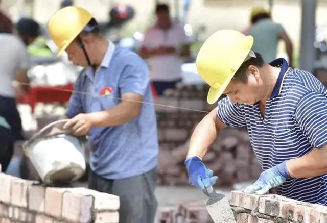 建築業清退令發佈,60歲以上農民工心裡很失落,沒有盼來衣錦還鄉_養老