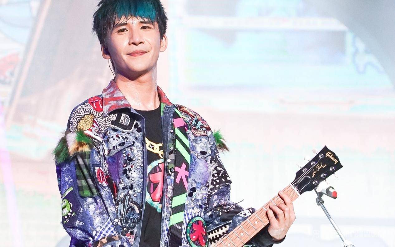 乐坛|“音乐精灵”原地踏步!越来越红的周深,成了歌坛的遗憾?