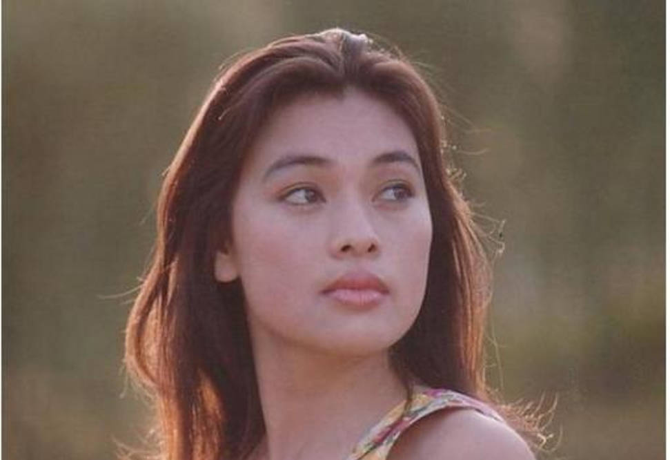 老张|看过周迅版的《红高粱》,再和巩俐版一比,差距就出来了!