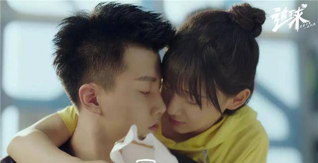 因为|《追球》——意外的不错,节奏很快,笑点很密集