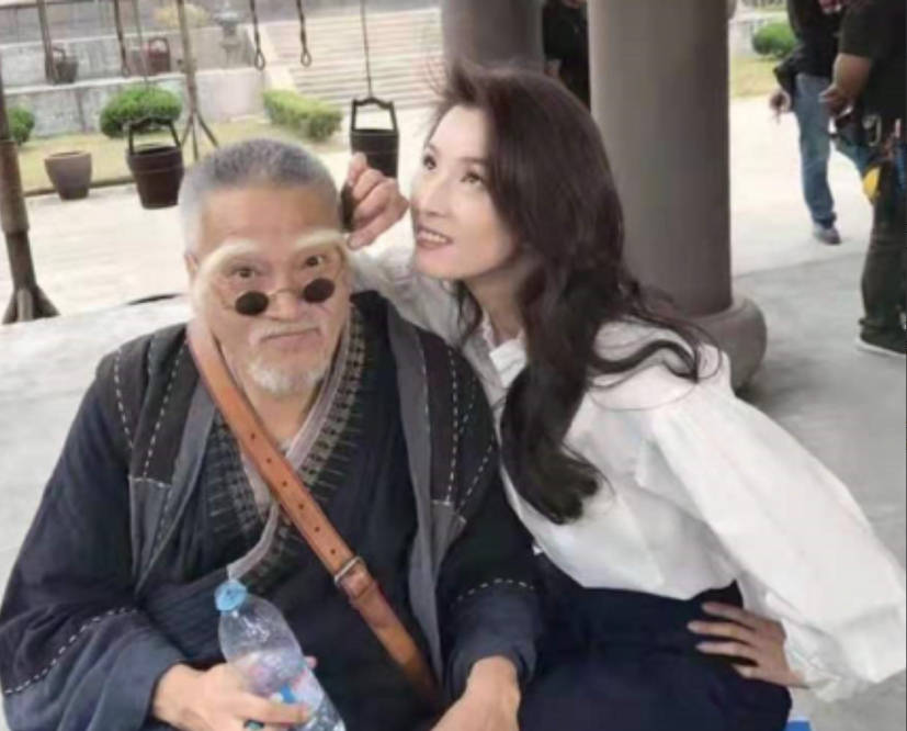 "乌龙院女神"叶全真:一个镜头成经典,如今52岁患病瘦到脱相_因为_气质