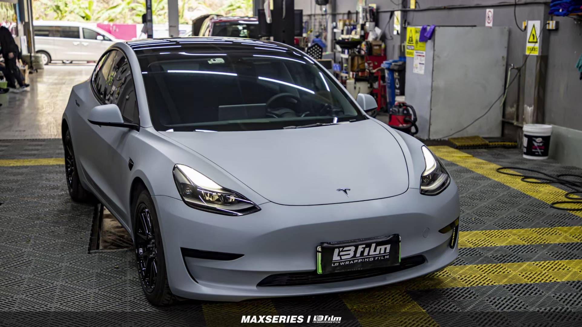 lbfilm消光战舰灰改色膜特斯拉model3