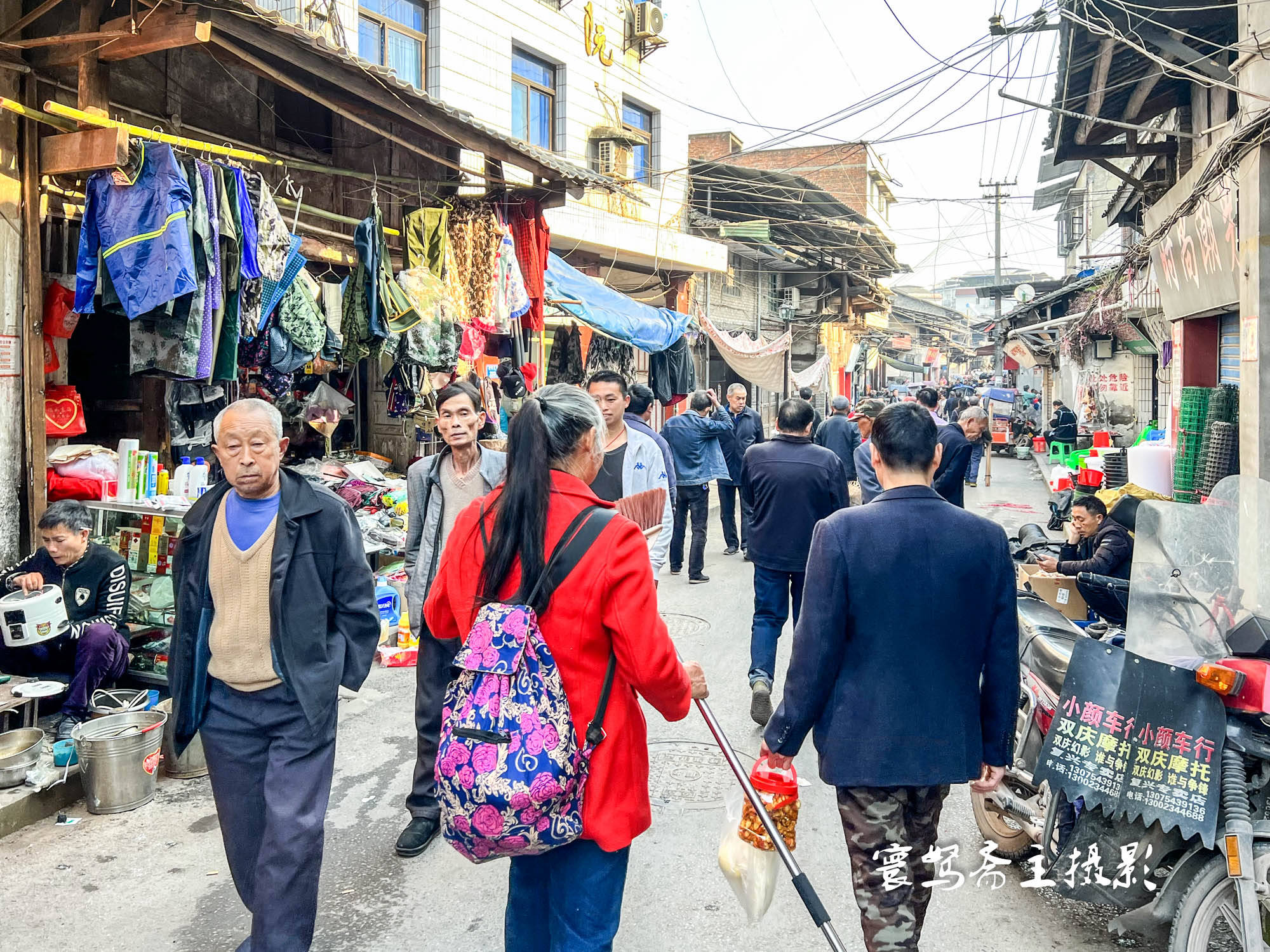 病例|3月9日来北碚静观赶场顺便买树苗，那天重庆没有本土病例集市上很热闹