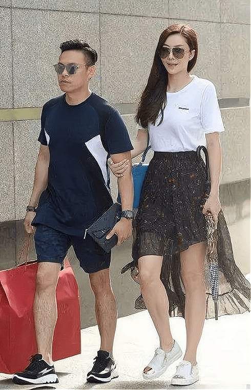 郭富城前女友成阔太太,哭戏浮夸,老公都为她担心?_熊黛林_家族_杨茜尧