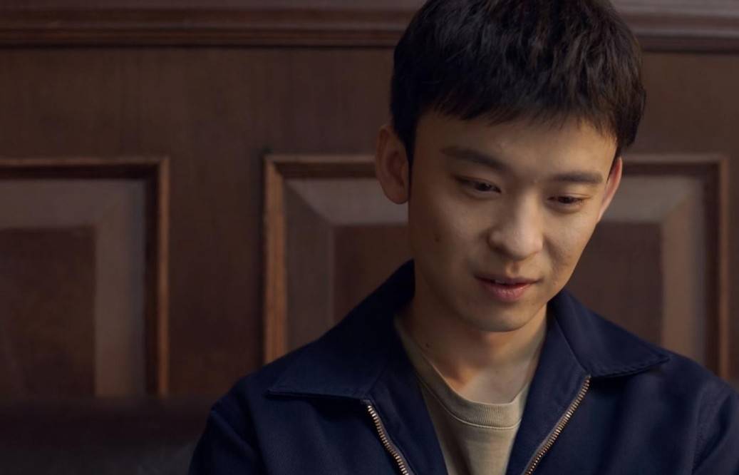 演技|开播飙升榜第一，27岁董子健“换脸式”演技上热搜，这男人有多狠！