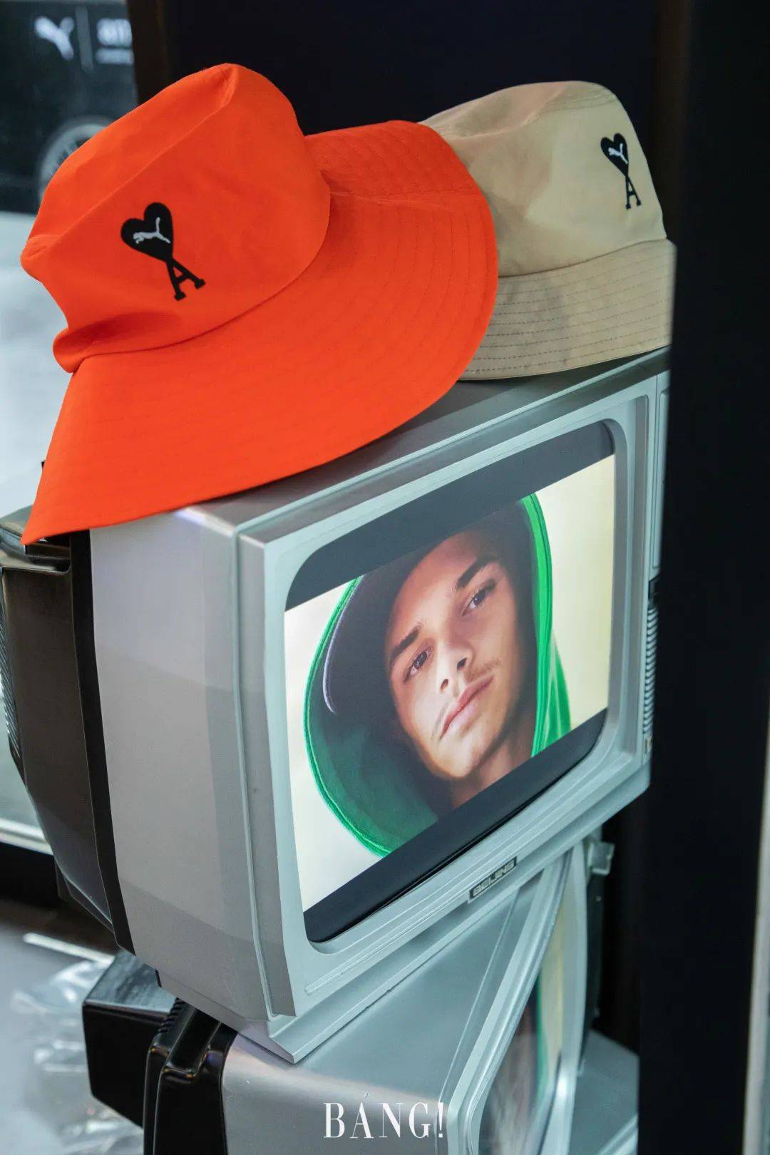 玩法 PUMA x AMI友爱之旅已启程！快带上你的好友解锁新玩法！