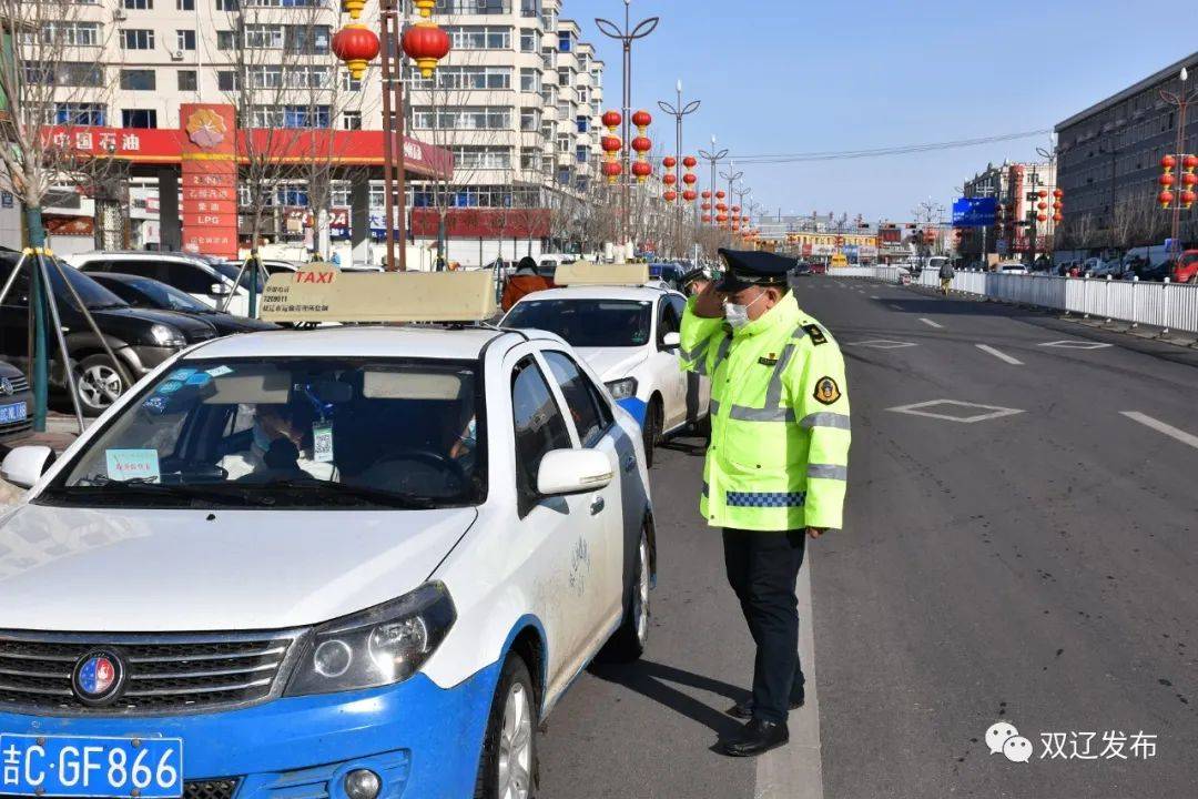 市交通運輸局還專門向市疫情防控指揮部請示,為全市出租車從業人員