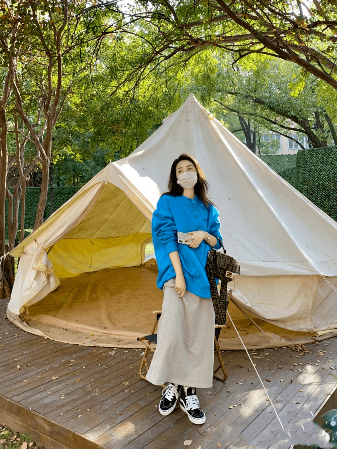 整体 卫衣+裙子的10种搭配,时髦又减龄