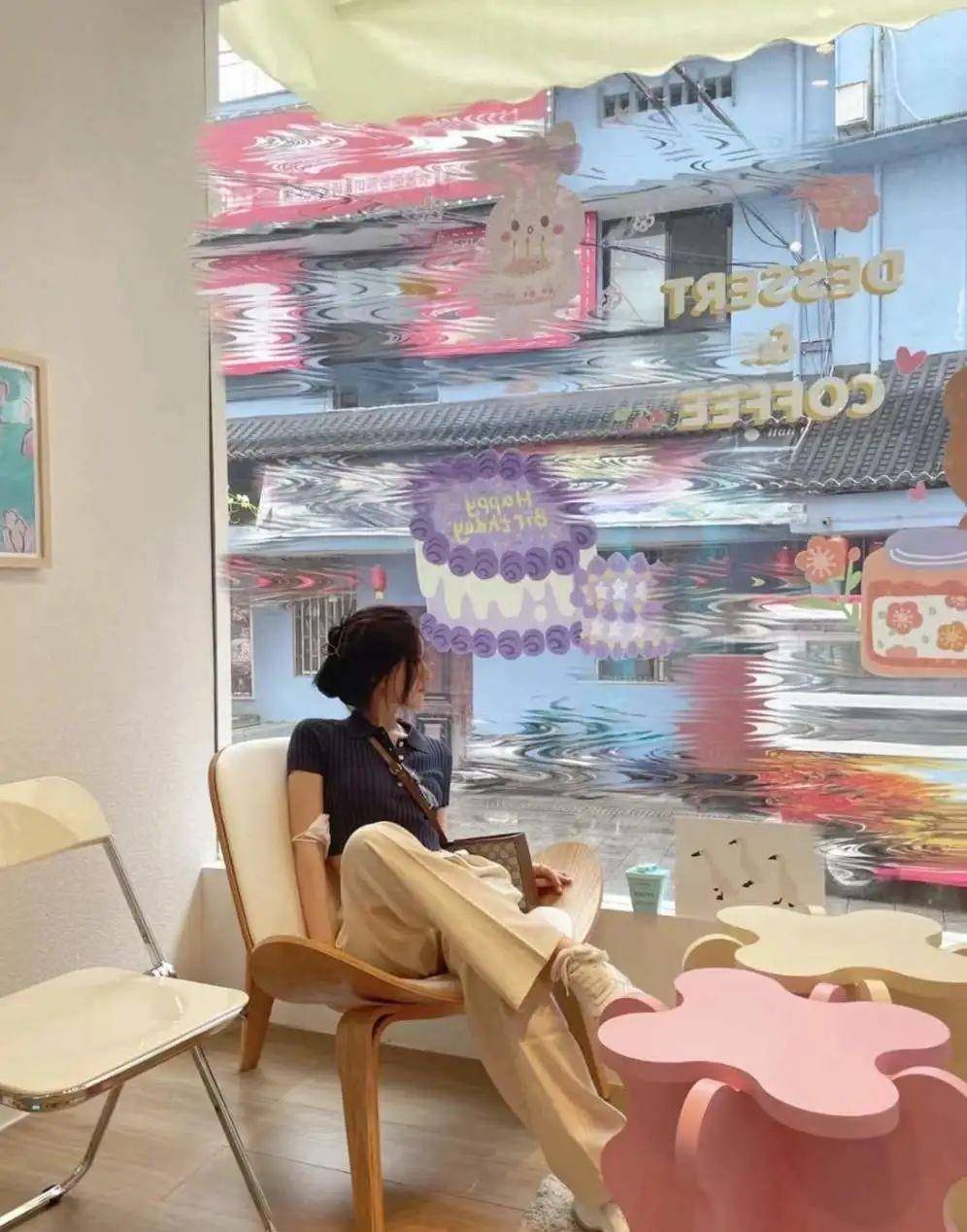 别墅|鹿晗北京8千婚房曝光！600㎡独栋别墅，关晓彤乐坏了吧