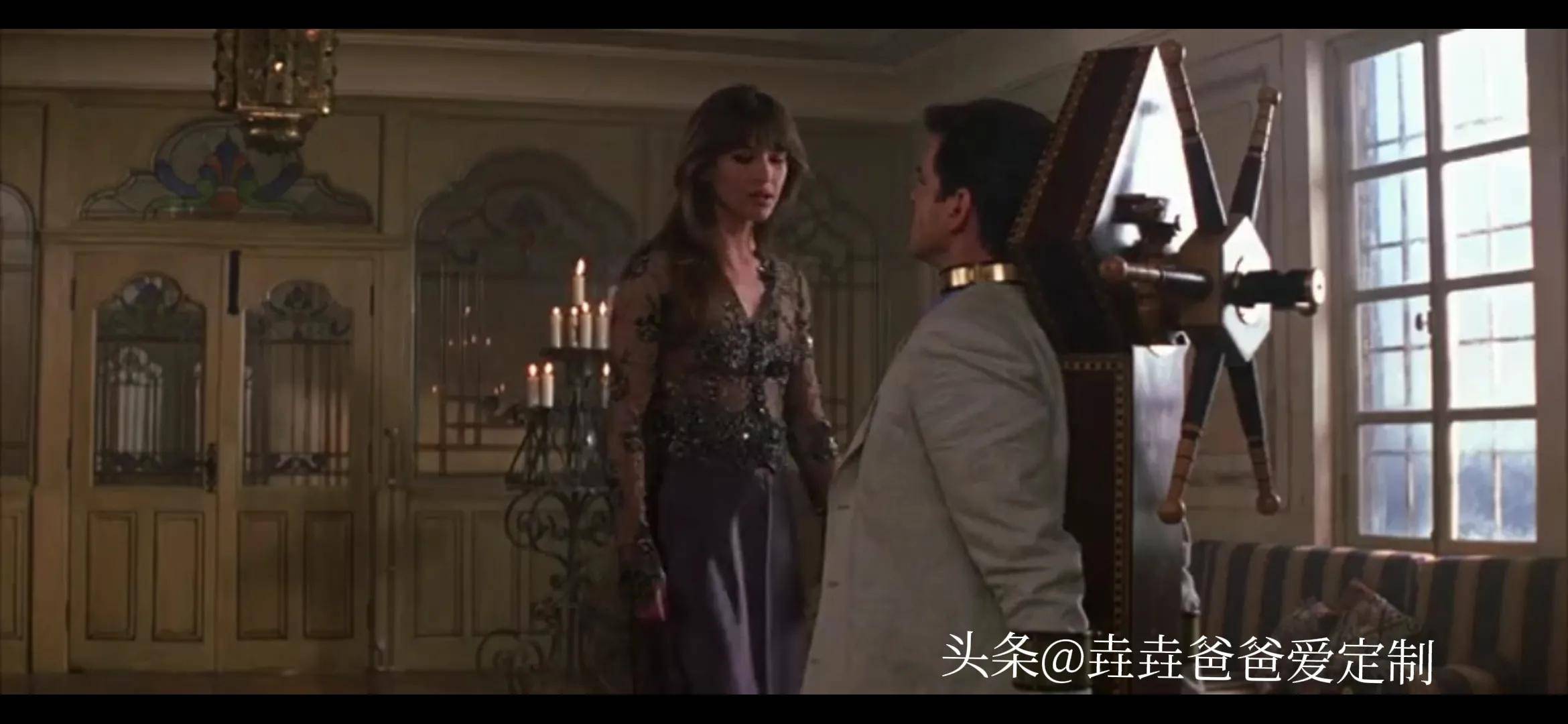 《007-黑日危机》苏菲玛索,这朵"法兰西玫瑰"颜值通杀东西方_邦德