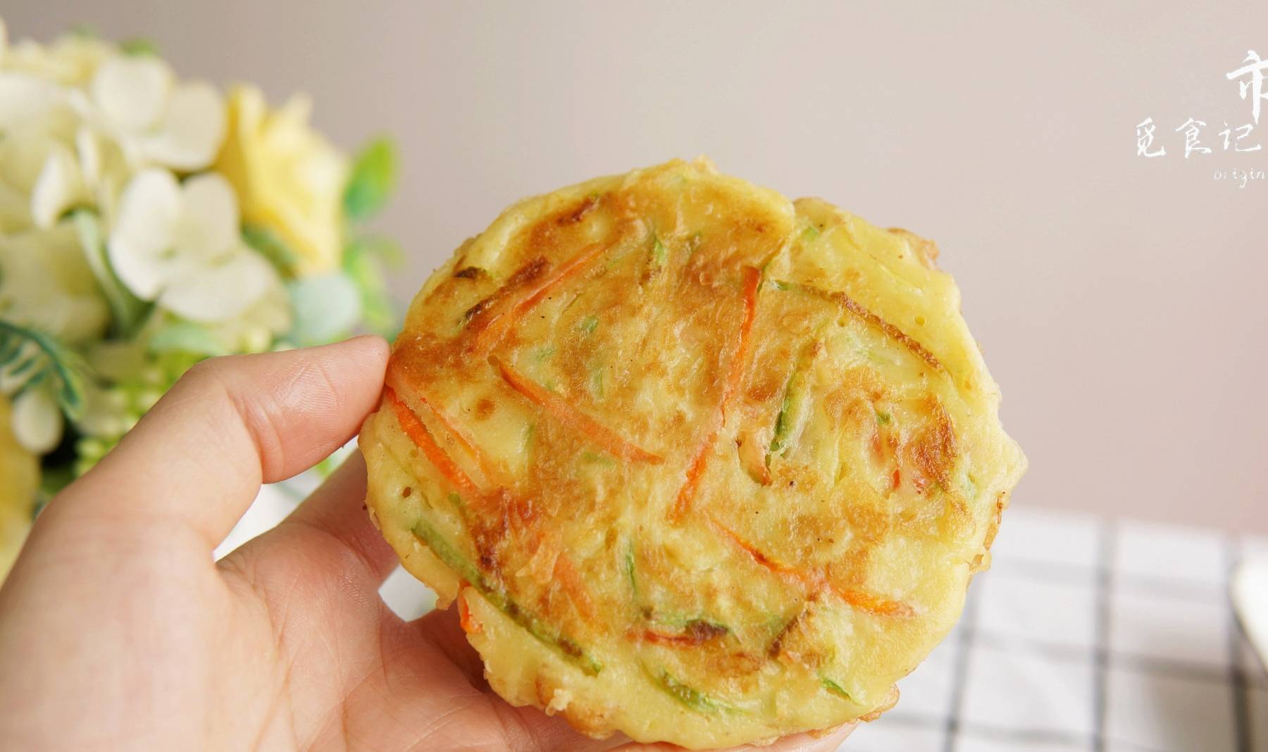 食材|80后小两口,早餐做的西葫芦饼火了,省事好吃,连吃几天也不烦