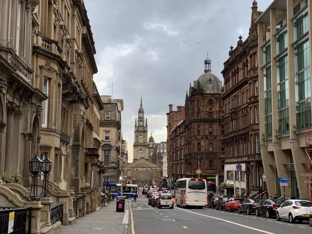 新蝙蝠侠上线哥谭市取景地拥有冰冷阴郁哥特式建筑群的格拉斯哥