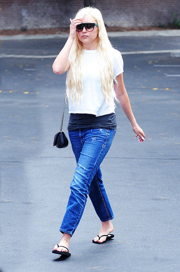 阿曼达·拜恩斯打破沉默监管结束