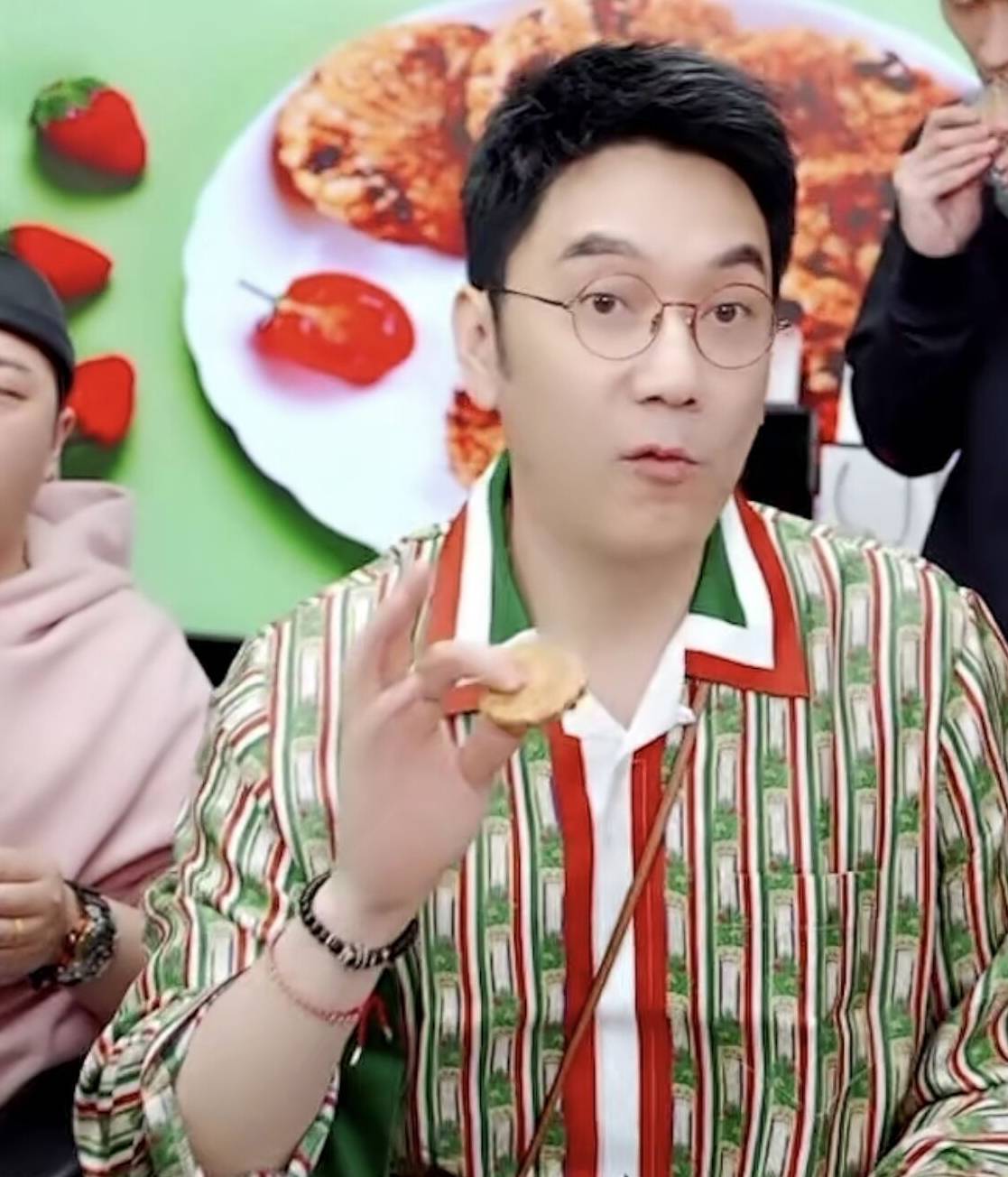 饼干|这5款饼干,家里经常囤,好吃又便宜,不建议饿肚子看,太馋了!