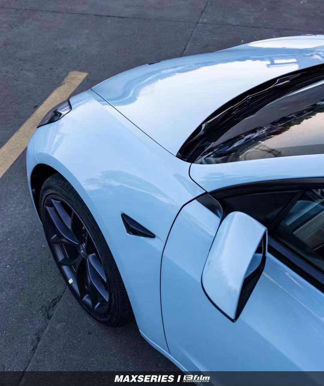 纯净又清爽特斯拉model3原厂漆冰川蓝改色膜lbfilm