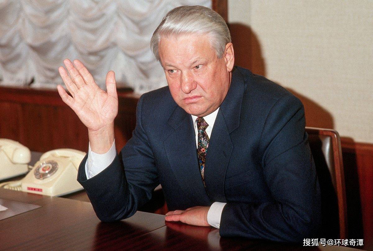 31年过去了,1991年苏联解体后的俄罗斯是什么样子?