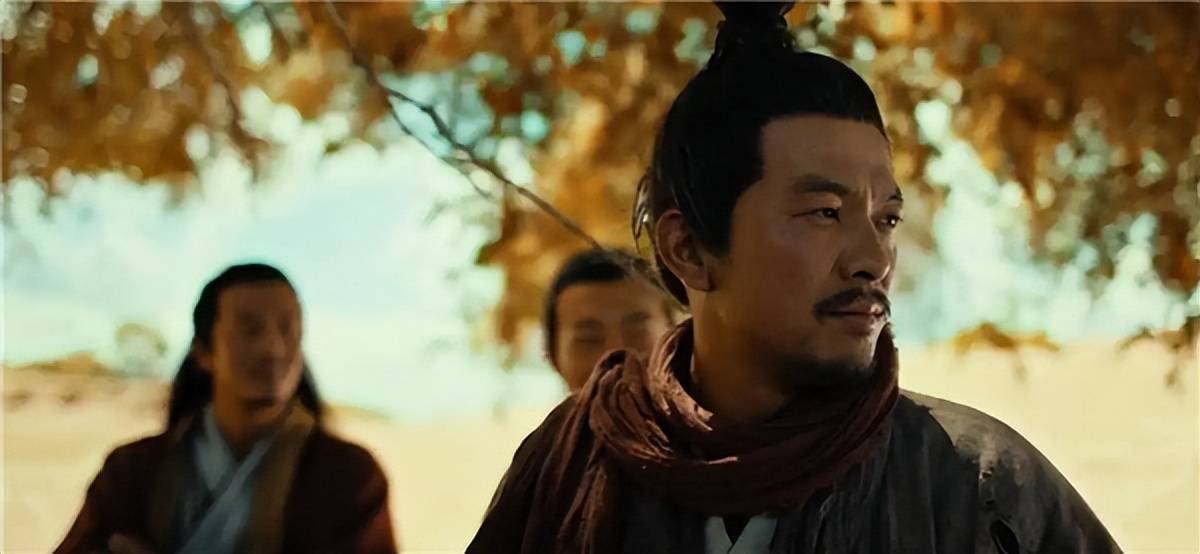 千古名言 水至清则无鱼 其实后半句才是经典 但十人九不知 班超 西域 任尚