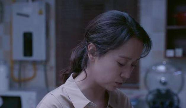 因为|《心居》冯晓琴除了会算计，其实她身上还是有这两个优点的