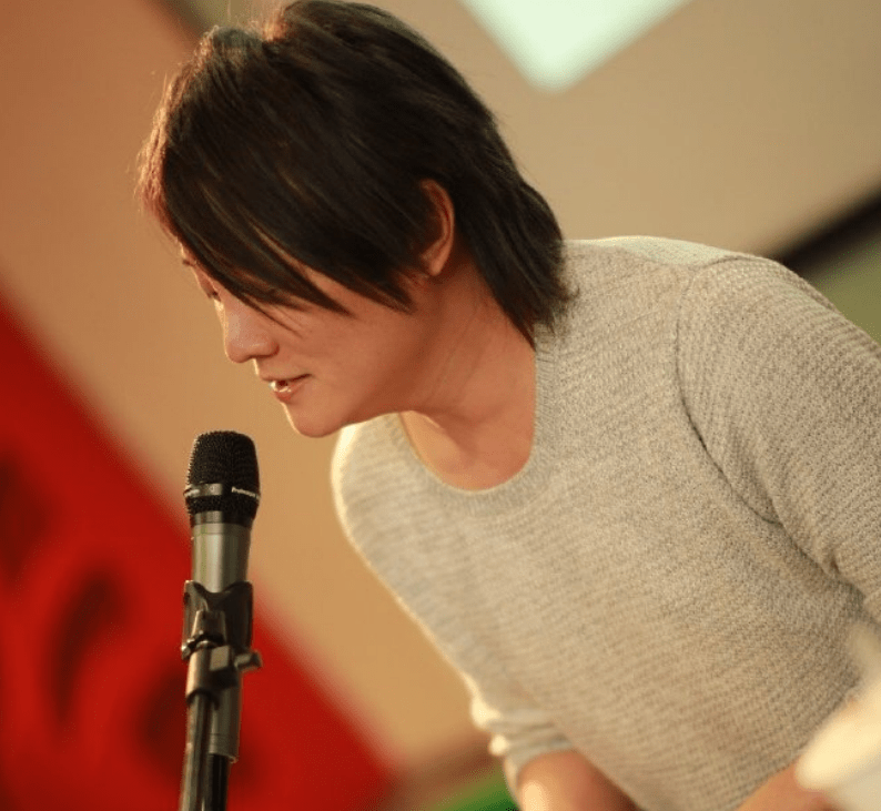 飞儿乐队,到底是怎么把一手好牌打得稀烂的?_詹雯婷_专辑_陈建宁