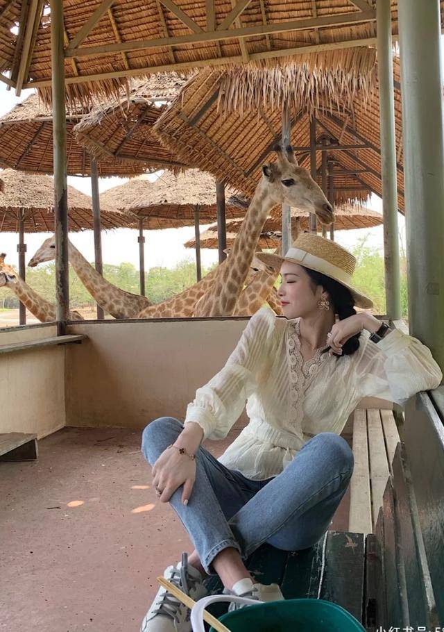 好身材 法式风普通女孩也能优雅迷人