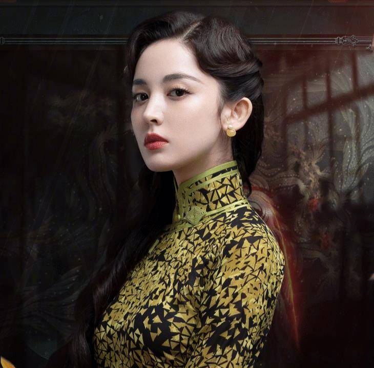 因为 古力娜扎新剧穿旗袍显老气，景甜却像人间富贵花，气质输在发型上