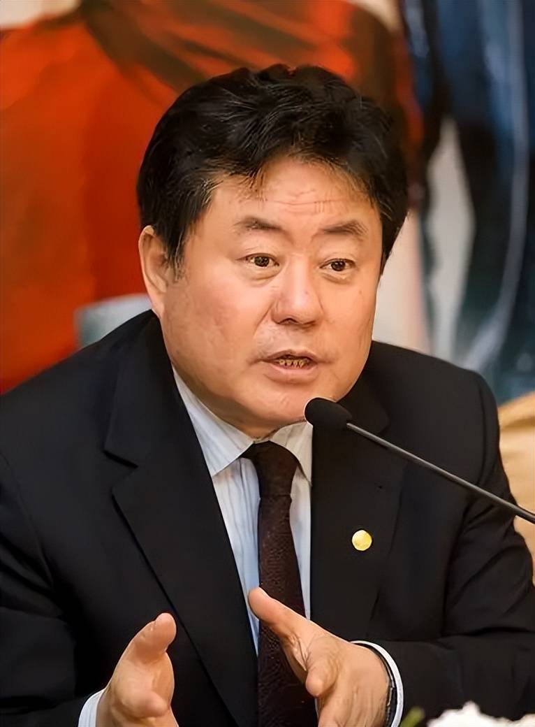 原创著名作曲家徐沛东和初恋女友结婚恩爱41年撮合岳父和小姨再婚