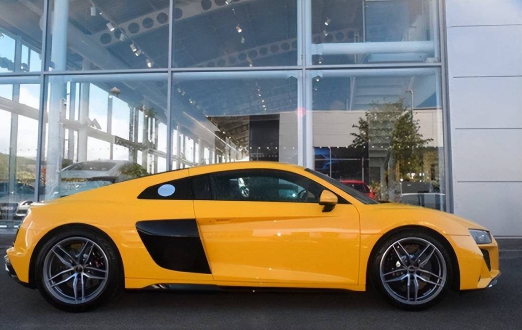 奥迪R8的赛道基因，拥有更深层次的意义_搜狐汽车_搜狐网