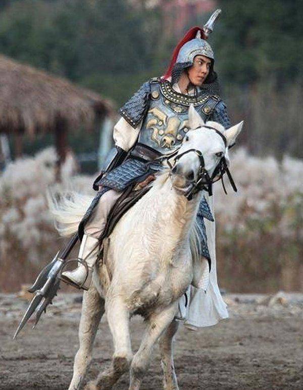 罗成是怎么死的死得惨吗