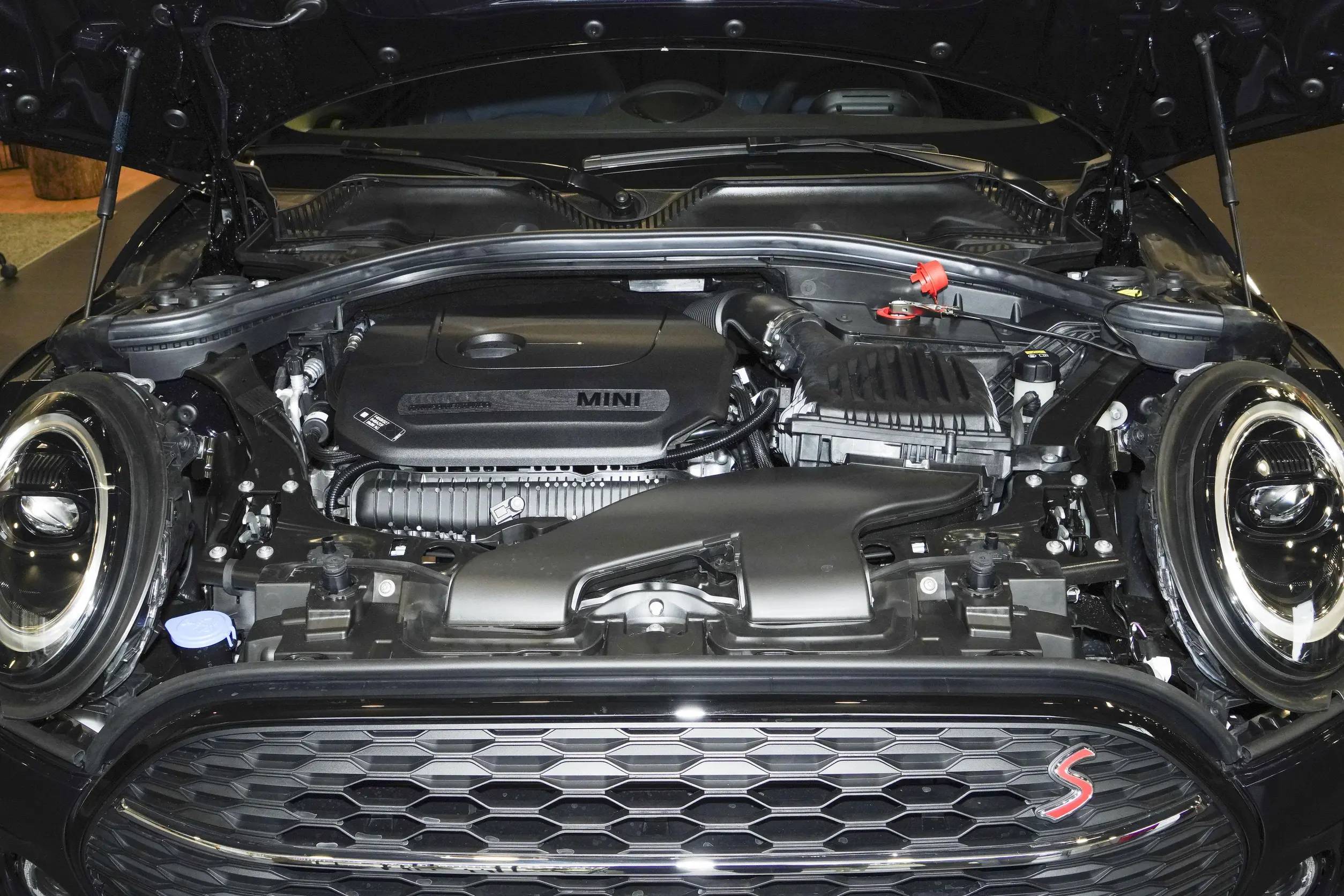 如果你比较喜欢四缸发动机,那么2022款