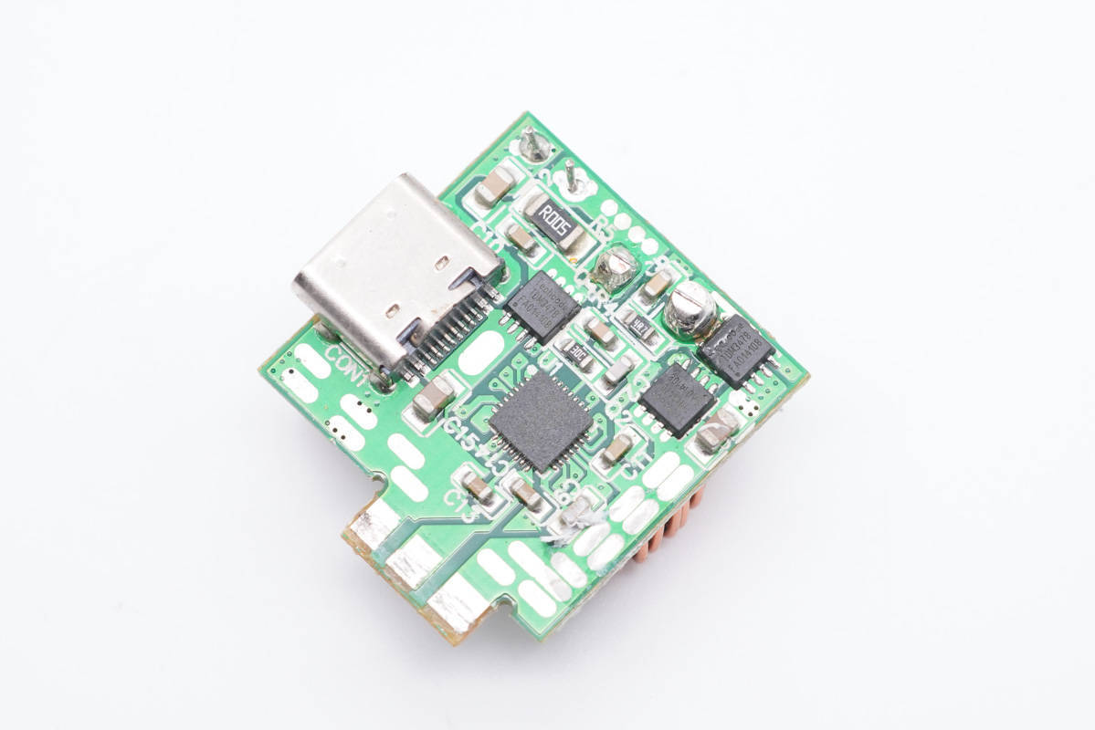 原创内置纳微氮化镓功率芯片promini130w氮化镓充电器拆解