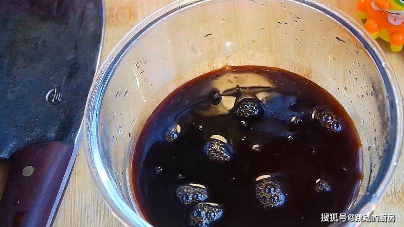 原创
想吃油泼面自己在家做,简单的食材,做出来正宗又好吃