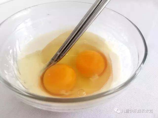 原创
普通的鸡蛋饼,却怎么也吃不够‖原味鸡蛋卷饼