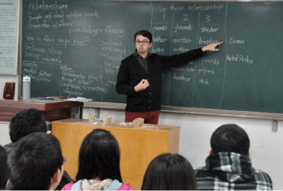 深圳教师大幅度“降薪”？最多一年降10万，教师出现怠工情绪