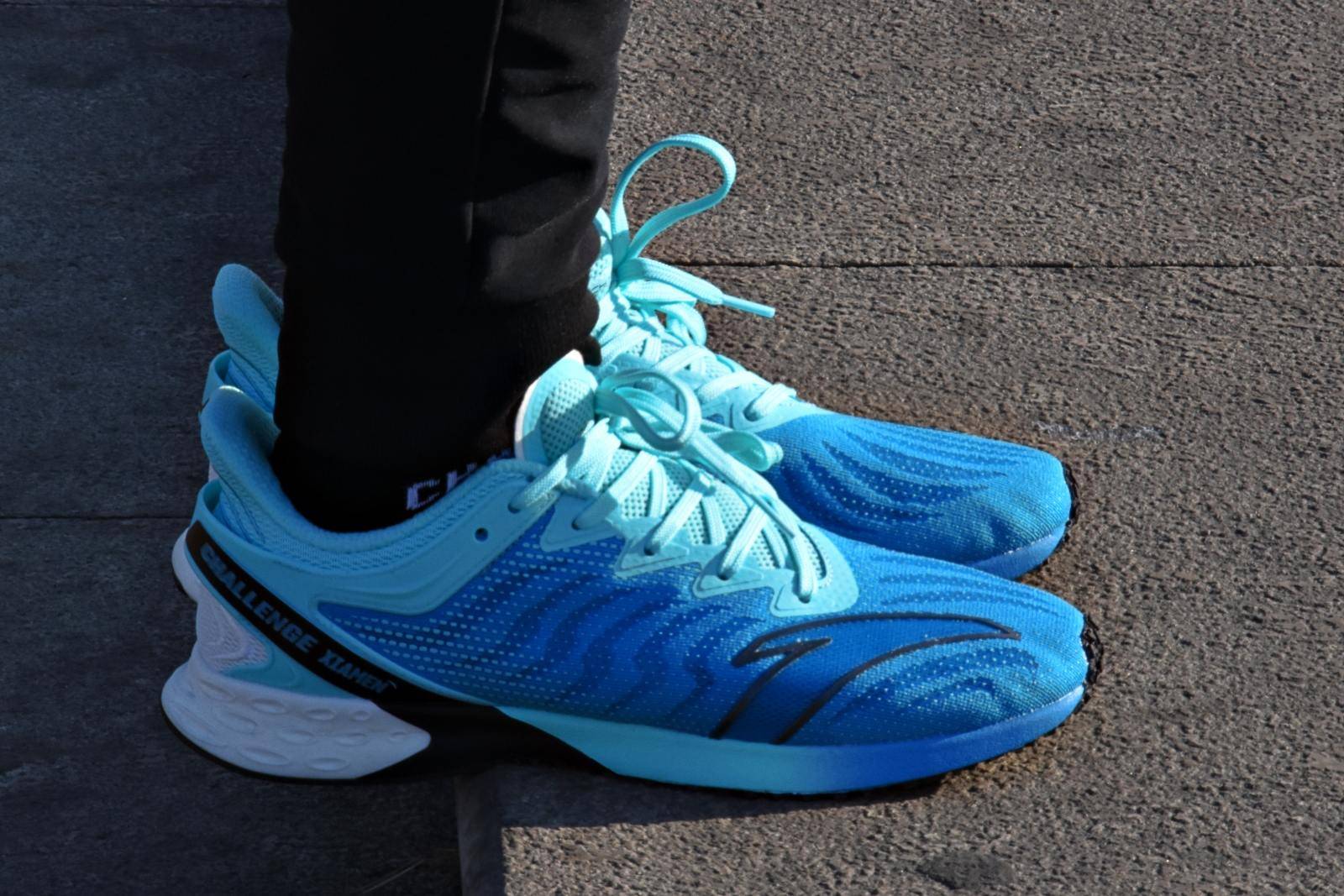 换个角度选鞋子,安踏c202 2.0跑鞋晒单