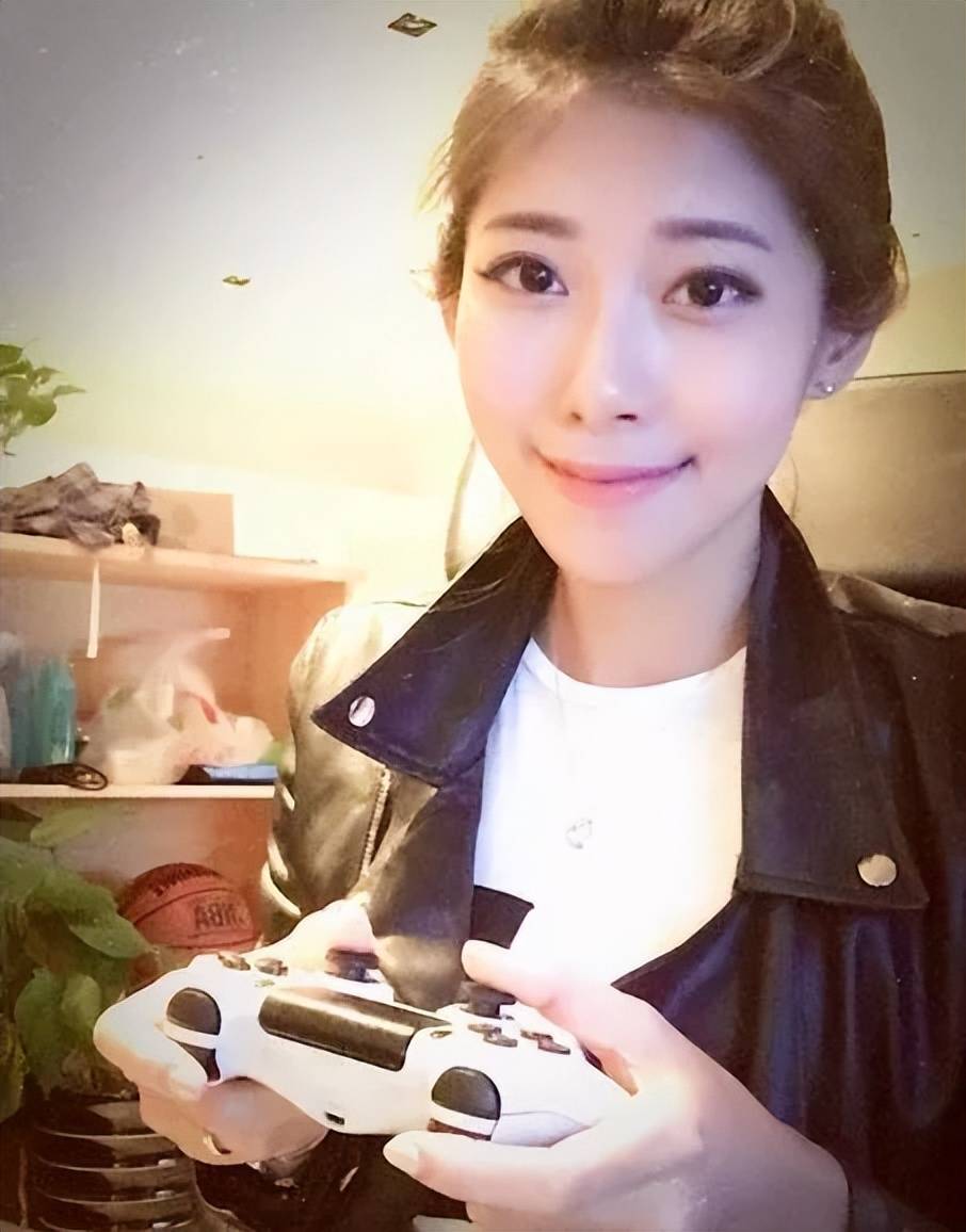 最美幼师走红身材颜值不输一线女明星网友羡慕了