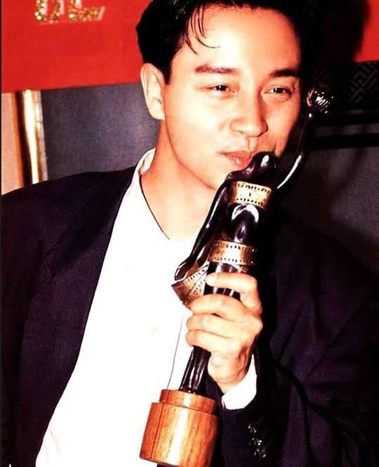 张国荣逝世多年盘点这六部作品一起回忆下昔日哥哥的风采