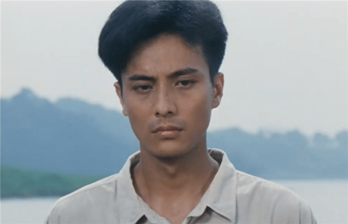  33年过去了，《鲁冰花》的演员现状？有人去世，有人被遣送回老家_黄坤玄_电影_时于寒 Illustration 