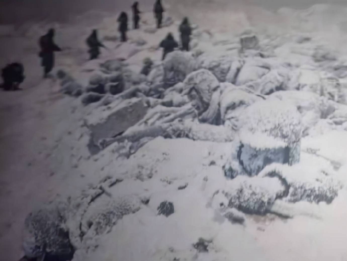 冰血长津湖三个冰雕连仅2人生还志愿军大追击进入最艰难时刻