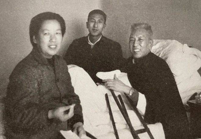 红船专访耿飚之子耿志远父亲是战将更是敢讲真话的担当者