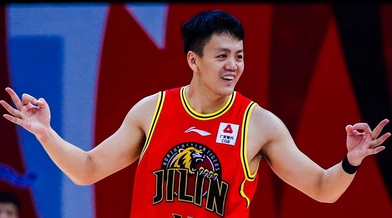 李安无敌中距离,胡金秋24分,姜伟泽9篮板,吉林不敌广厦_琼斯_姜宇星